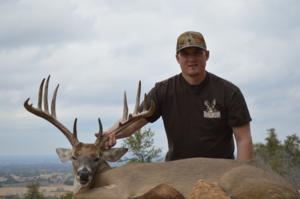 Jared Steeley must have one of the coolest wives ever. About halfway through the hunt, he upgraded to a trophy and boy, did he take a nice one! Thanks, Mrs. Steeley.